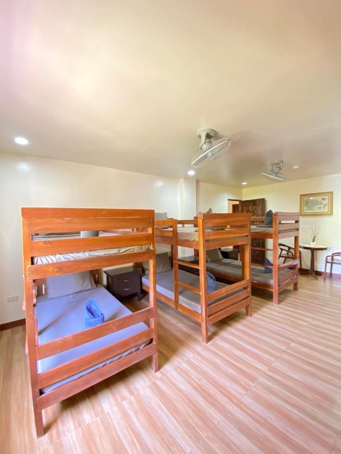 Tessie'S Home Stay Bed & Breakfast Puerto Princesa Exterior photo